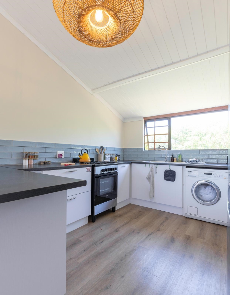 To Let 2 Bedroom Property for Rent in Fish Hoek Western Cape